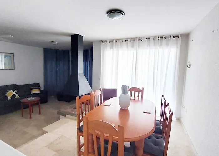 Acogedora Y Tranquila Casa Estepona